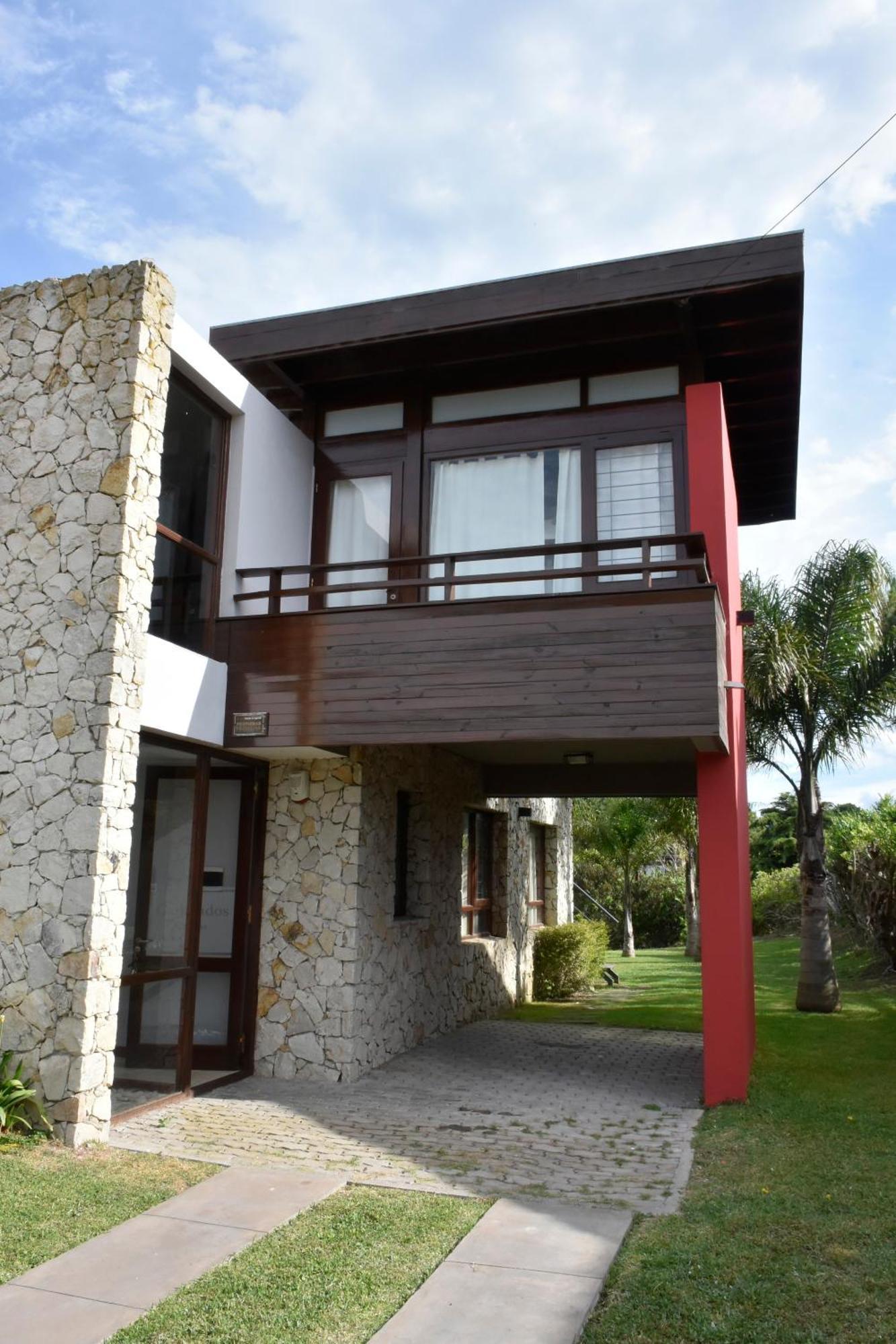 Cambados Lodge *